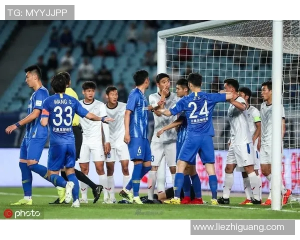 江苏苏宁迎战河北精英争夺联赛关键三分的激烈对决