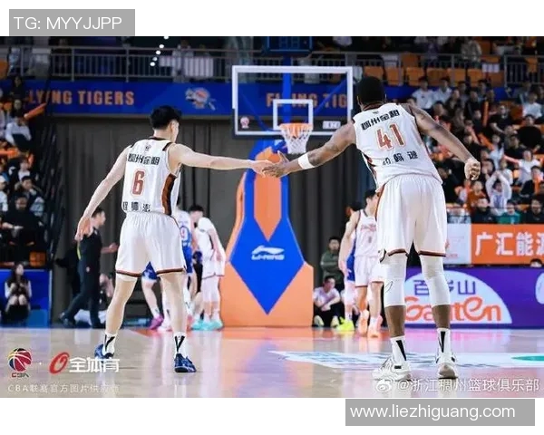 2021年CBA新疆队与浙江队激战回顾精彩瞬间与赛季影响分析